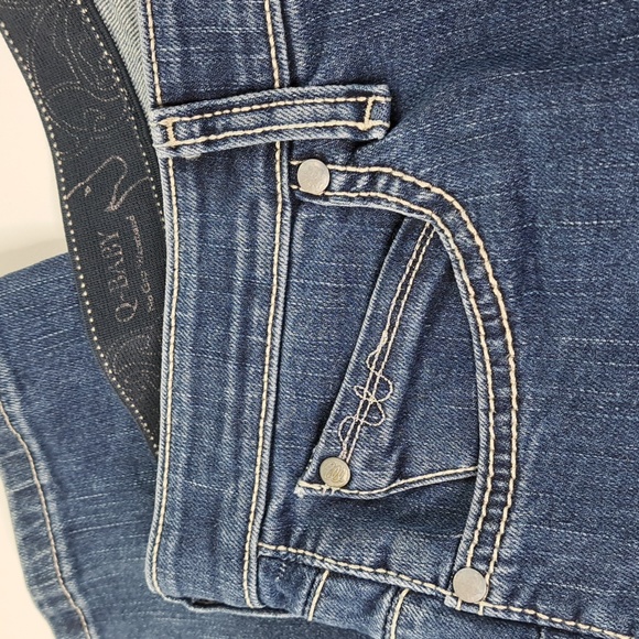 Wrangler Q-Baby No Gap Waistband Bootcut Blue Jeans Size  9/10 x 32 - Picture 16 of 17